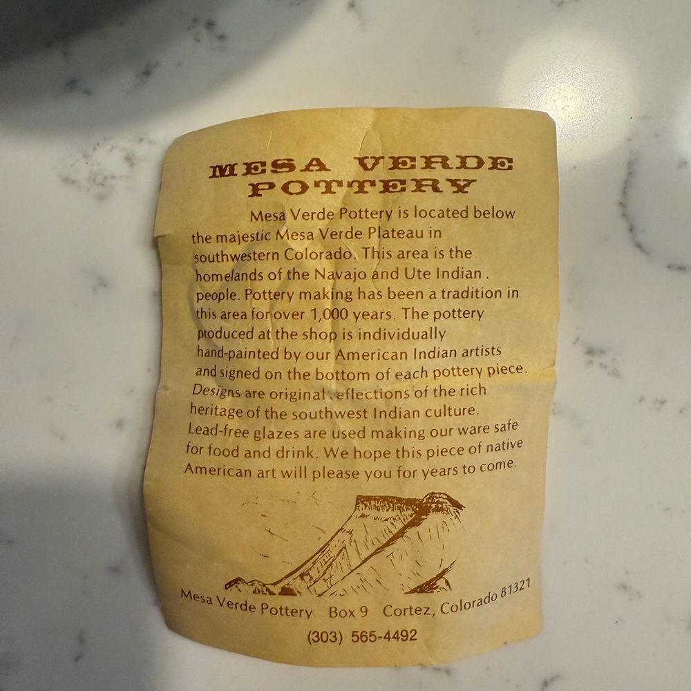 Mesa Verde Pottery Vase by Lee Naco. - Picture 5 of 5